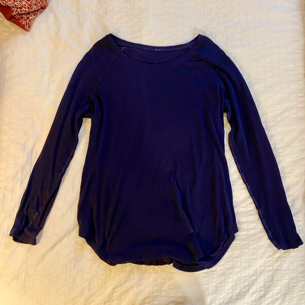 Lululemon women's long-sleeve shirt